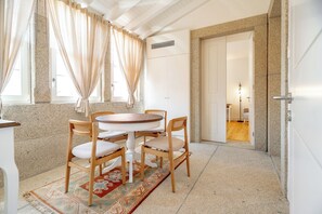 Dining - Villa T3 - Piscina - Casa da Brêa Viana do Castelo (Santa Marta de Portuzelo)