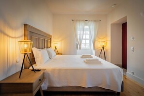 3 bedrooms, desk, iron/ironing board, free WiFi - Villa T3 - Piscina - Casa da Brêa Viana do Castelo (Santa Marta de Portuzelo)