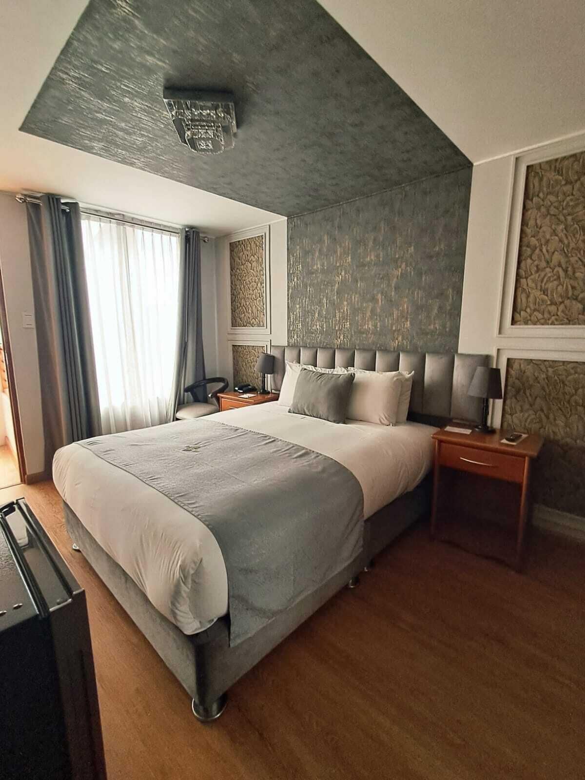 Yhden hengen huone | Tallelokero huoneessa, silitysrauta/-lauta, ilmainen Wi-Fi