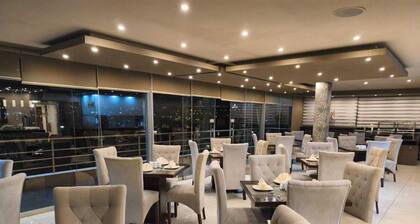 Hotel Fundador By Robles