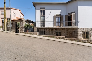 Exterior - Villa 'La Via delle Rose' with Private Terrace, Garden, and Wi-Fi (Tempio Pausania)