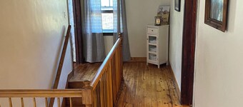 Spacious Cabin 4 bedroom cabin near Glendale Lake and State Park