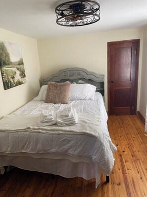 4 habitaciones, tabla de planchar con plancha y wifi gratis 