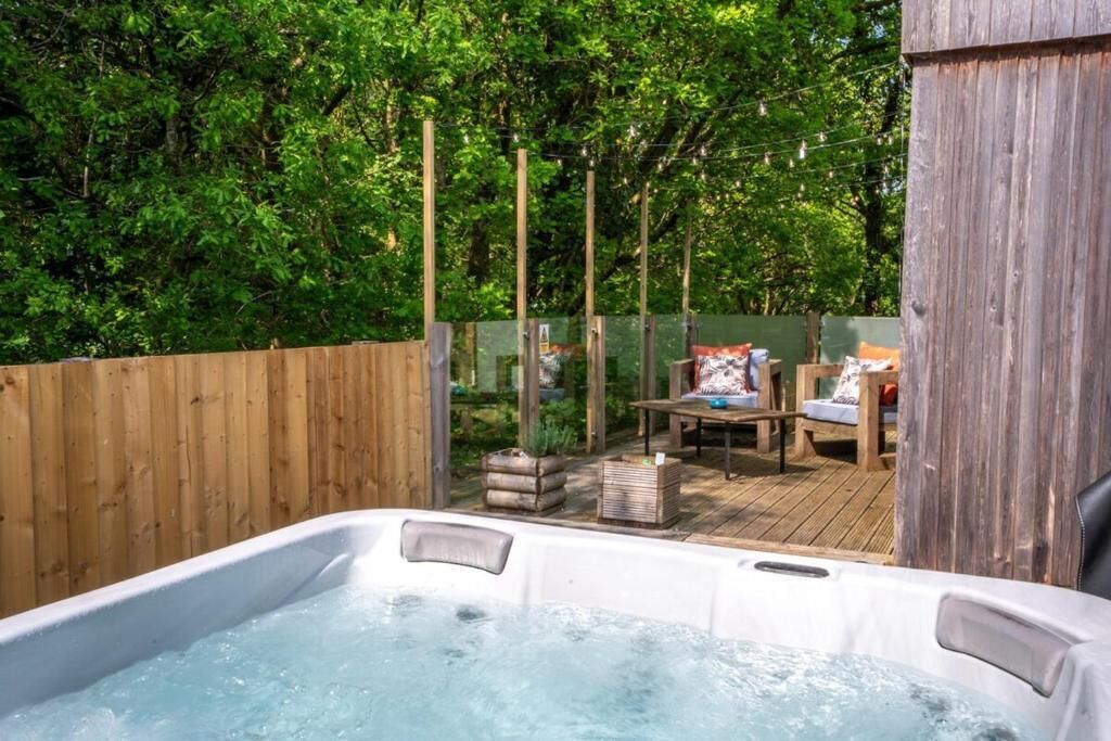 Luxury Cabin, Pets allowed, Garden View | Terrace/patio