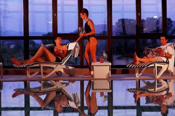 Indoor pool - Mercure Hotel Offenburg am Messeplatz (Offenburg)