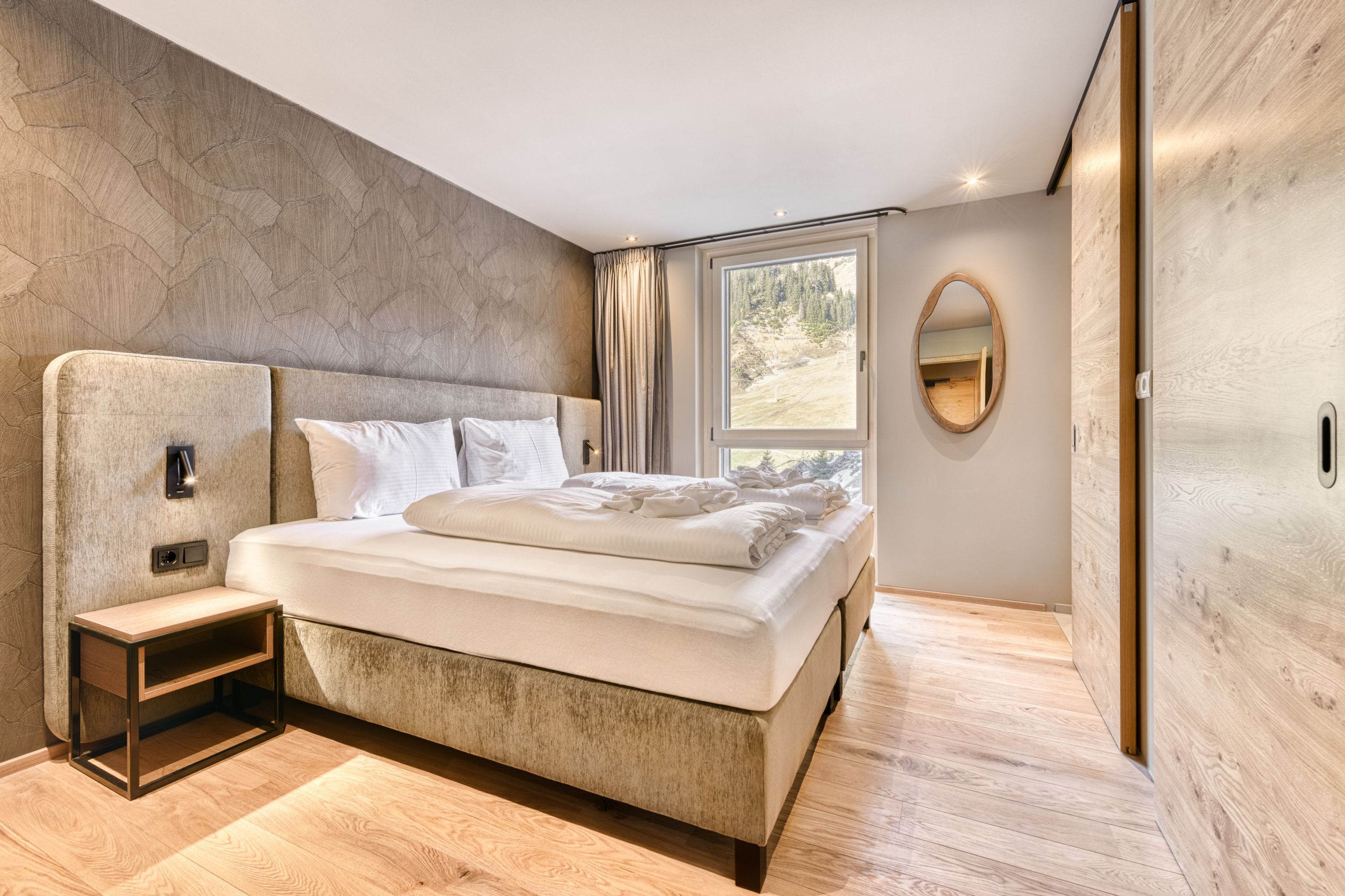 2 bedrooms