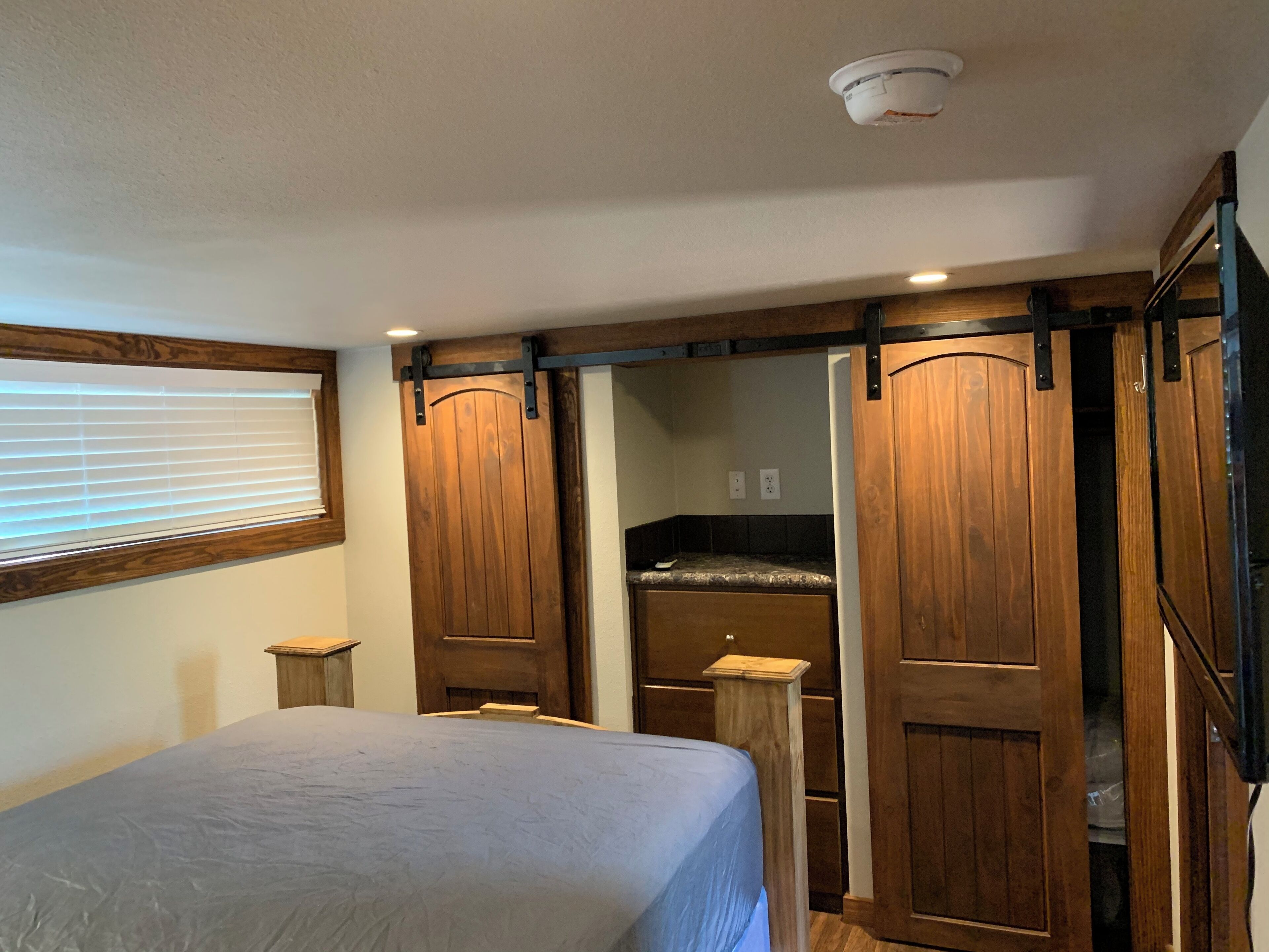 1 habitación, internet y ropa de cama 