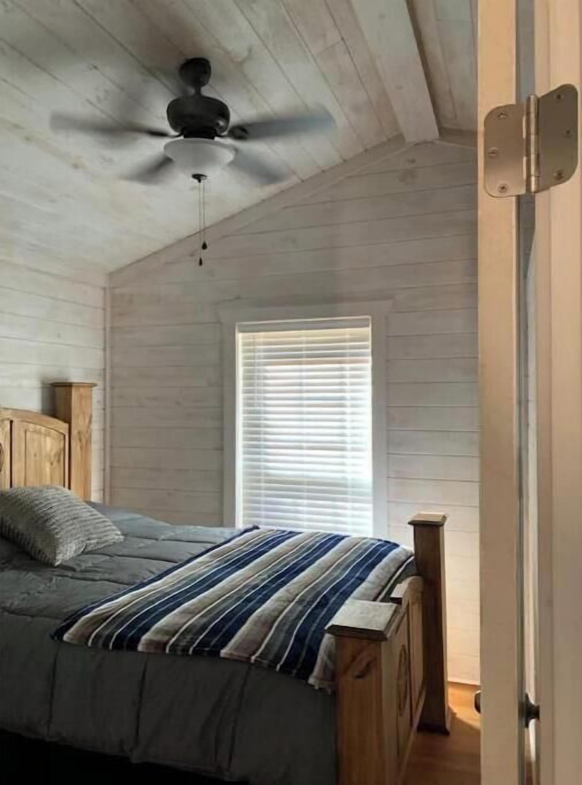 1 habitación, internet y ropa de cama 