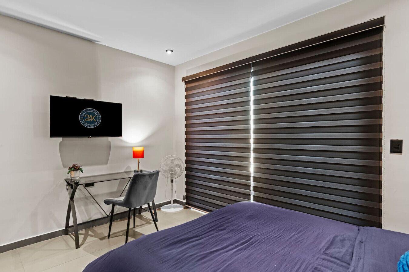 2 Schlafzimmer, Schreibtisch, Bügeleisen/Bügelbrett, WLAN