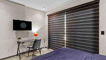 2 sovrum, skrivbord, strykjÀrn/strykbrÀda och wi-fi