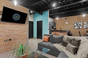TV