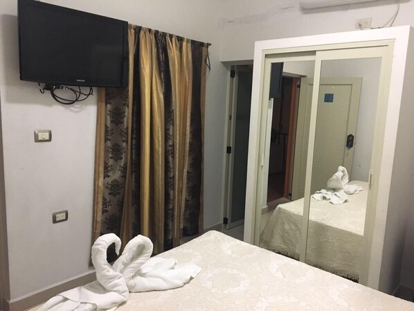 标准房 | 免费 WiFi、床单