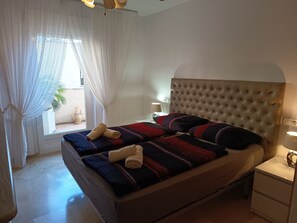 Fer et planche à repasser, Wi-Fi, draps fournis