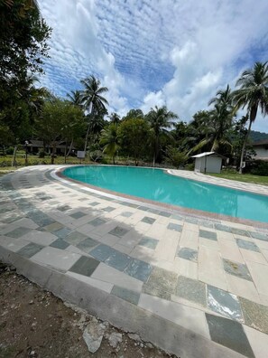 Seasonal outdoor pool