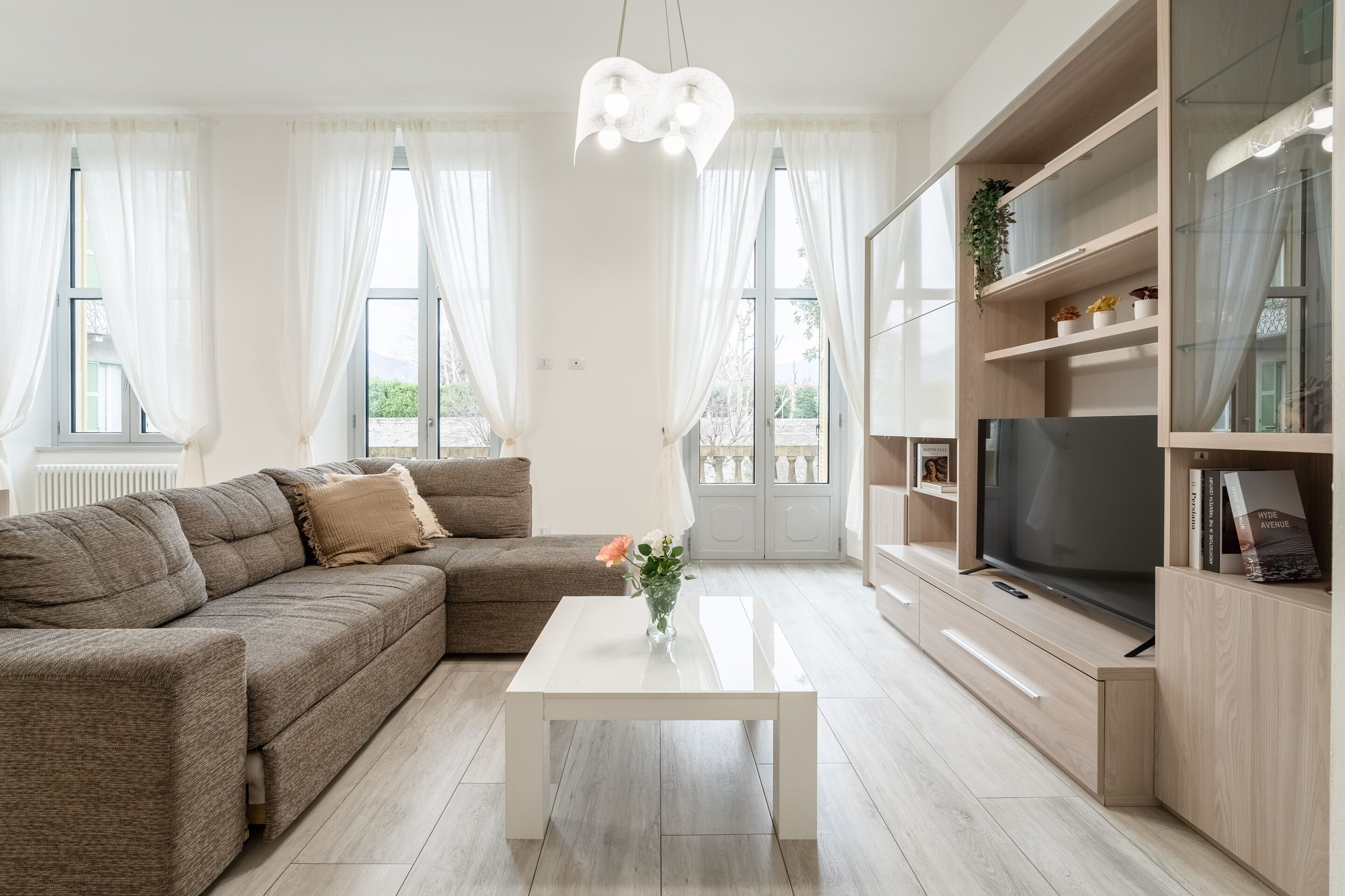 Apartment, 3 Bedrooms, Balcony | Living area | 30-inch TV with satellite channels