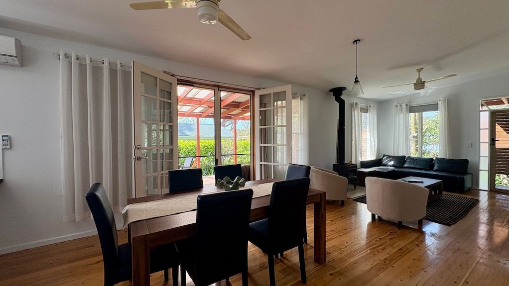 Seabreeze Cottage By Book Jervis Bay Cosy Huskisson Stay By The Beach - Jervis Bay