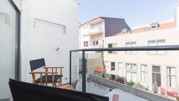 Iron/ironing board, free WiFi