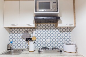 Iron/ironing board, free WiFi