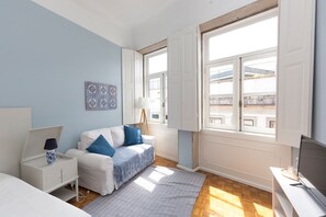 Soundproofing, iron/ironing board, free WiFi - Porto Haven - Vintage Apartments (Porto)