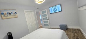 3 bedrooms, iron/ironing board, Internet, bed sheets