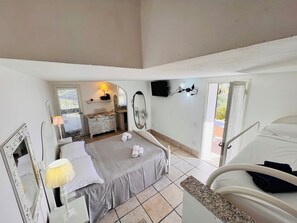 Habitación, vista al mar | Ropa de cama