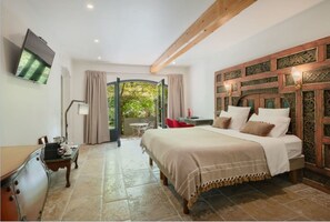 Luxury Room, Patio, Garden View | Free WiFi