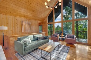 TV, peis og videospill