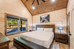 3 bedrooms, iron/ironing board, travel cot, WiFi