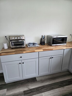 Mikrobølgeovn og ovn