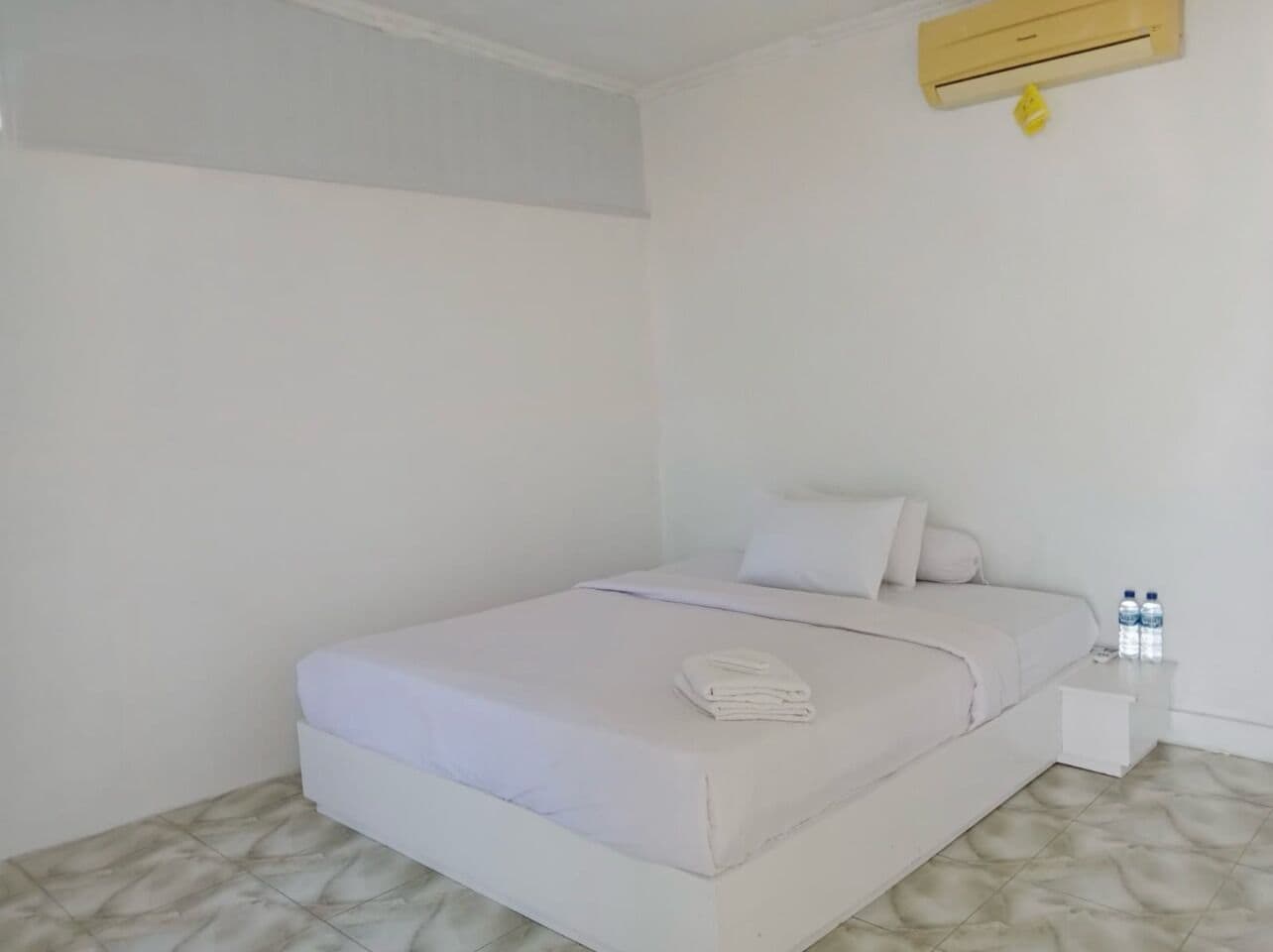 Comfort Bungalow, Balcony, Beach View | Bed sheets