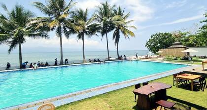 La Plage Beach Club & Resort