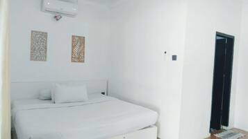 Classic Double Room, Balcony, Beach View