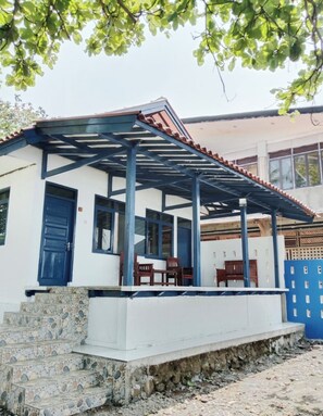 Basic Bungalow, Balcony, Beach View | Bed sheets