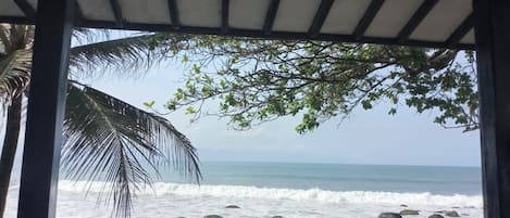 Basic Bungalow, Balcony, Beach View