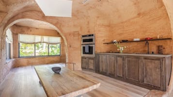 Microonde, forno, piano cottura