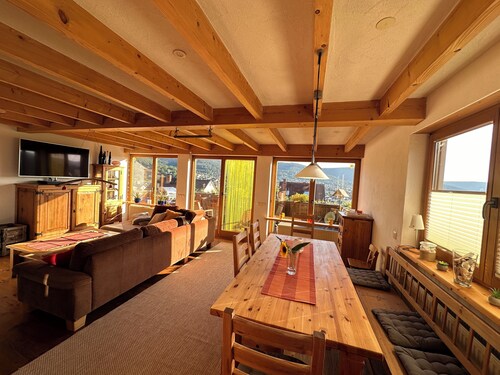 FEWOBuergstadt.de Light-flooded, cozy, spaciousFeWo with distant view