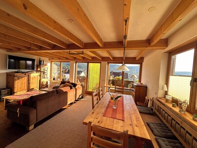 FEWOBuergstadt.de Light-flooded, cozy, spaciousFeWo with distant view