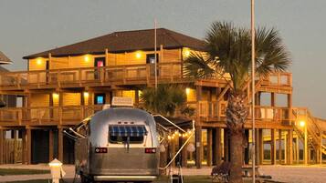 บริเวณภายนอก