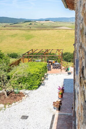 Outdoor dining - Poderino il Sole, Suite Rosmarino (Lajatico)