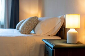 1 chambre, bureau, fer et planche à repasser, Wi-Fi gratuit