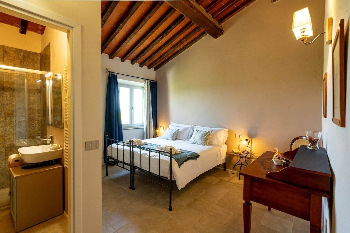 1 Schlafzimmer, Schreibtisch, Bügeleisen/Bügelbrett, kostenloses WLAN