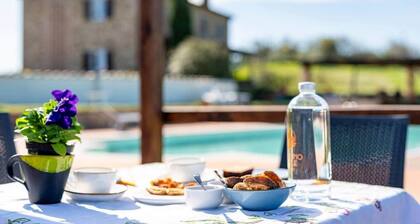 Poderino Sole, Camera Salvia