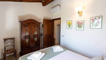 Fer et planche Ă repasser, Wi-Fi gratuit, draps fournis