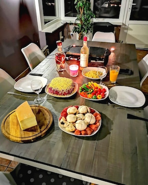 Apartament, vistes al parc | Zona de menjador de l'habitació