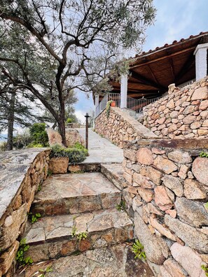 Exterior - Camera Conchiglie - Villa Flores (San Teodoro)