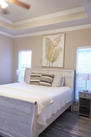 3 makuuhuonetta, ilmainen Wi-Fi, vuodevaatteet