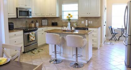 Spacious Denham Springs Getaway – Near Shopping, Dining & LSU!