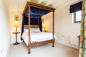 2 bedrooms, individually decorated, individually furnished, free WiFi - Johnsons Smallholding (Whitchurch)