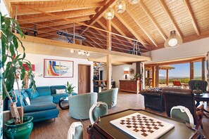 TV, DVD player, ping pong - Marrakech Room – Naturist B&B for Couples (Monte da Charneca)