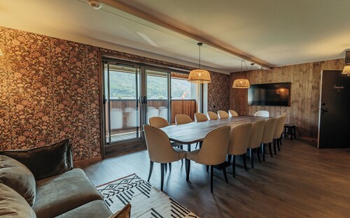 La Tour de Contrôle - hôtel autonome